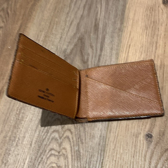 Louis Vuitton Multiple Wallet - Picture 4 of 8